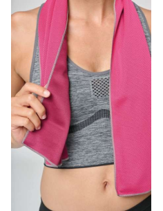 REFRESHING SPORTS TOWEL