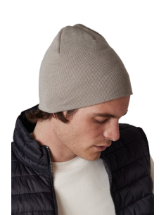 KNITTED BEANIE