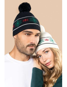 BEANIE WITH CHRISTMAS PATTERNS