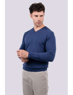 MEN’S V-NECK FINE GAUGE COTTON PULLOVER